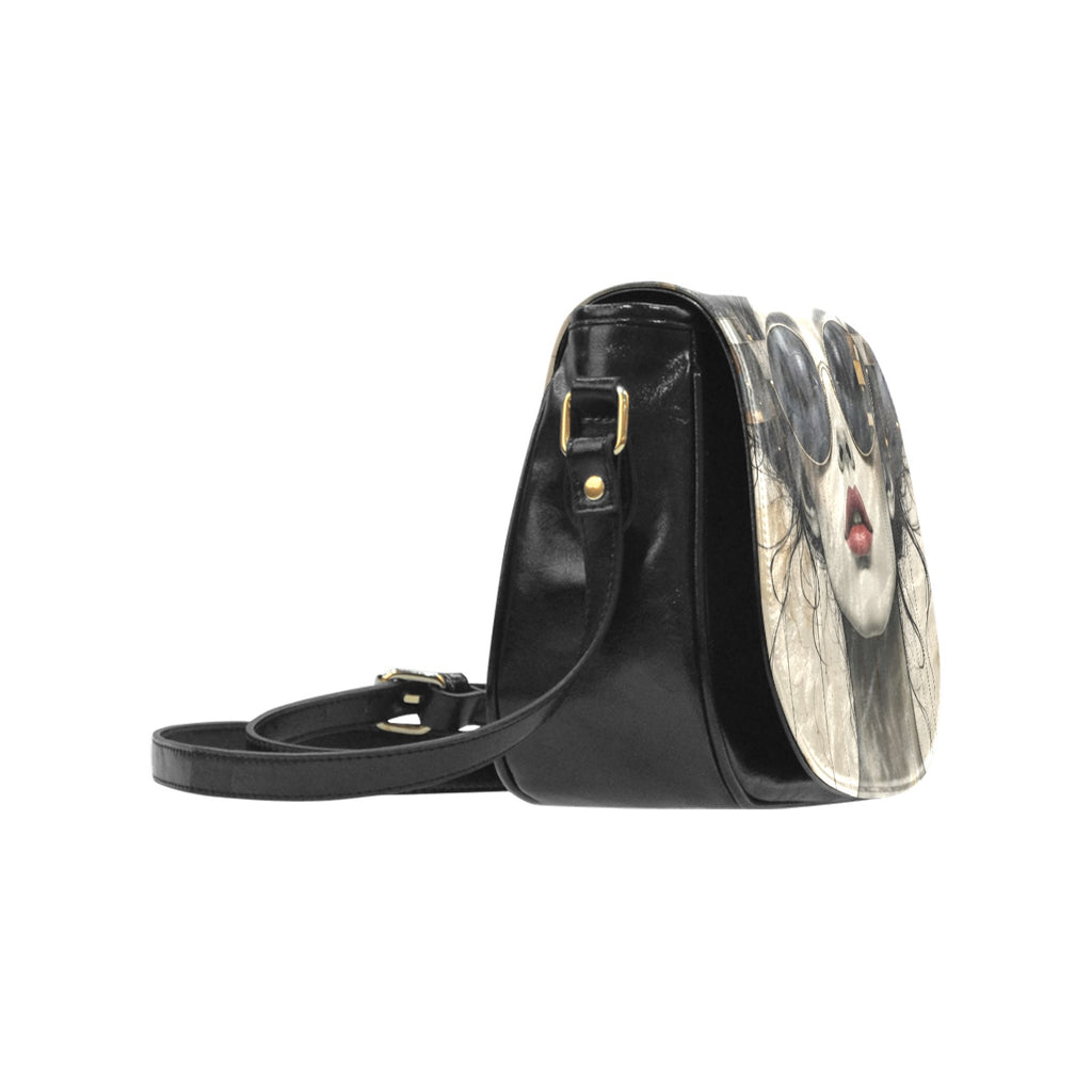 Dark Sunglasses Classic Saddle Bag/Small